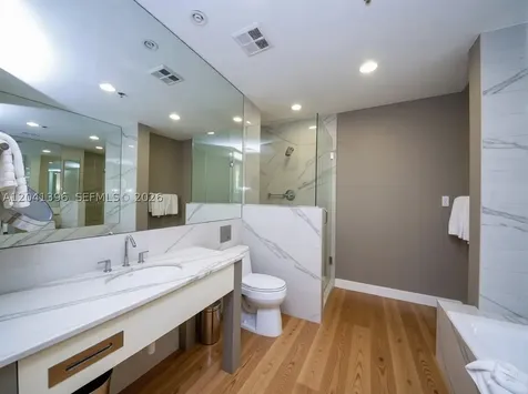 1395 Brickell Avenue Miami FL 33131