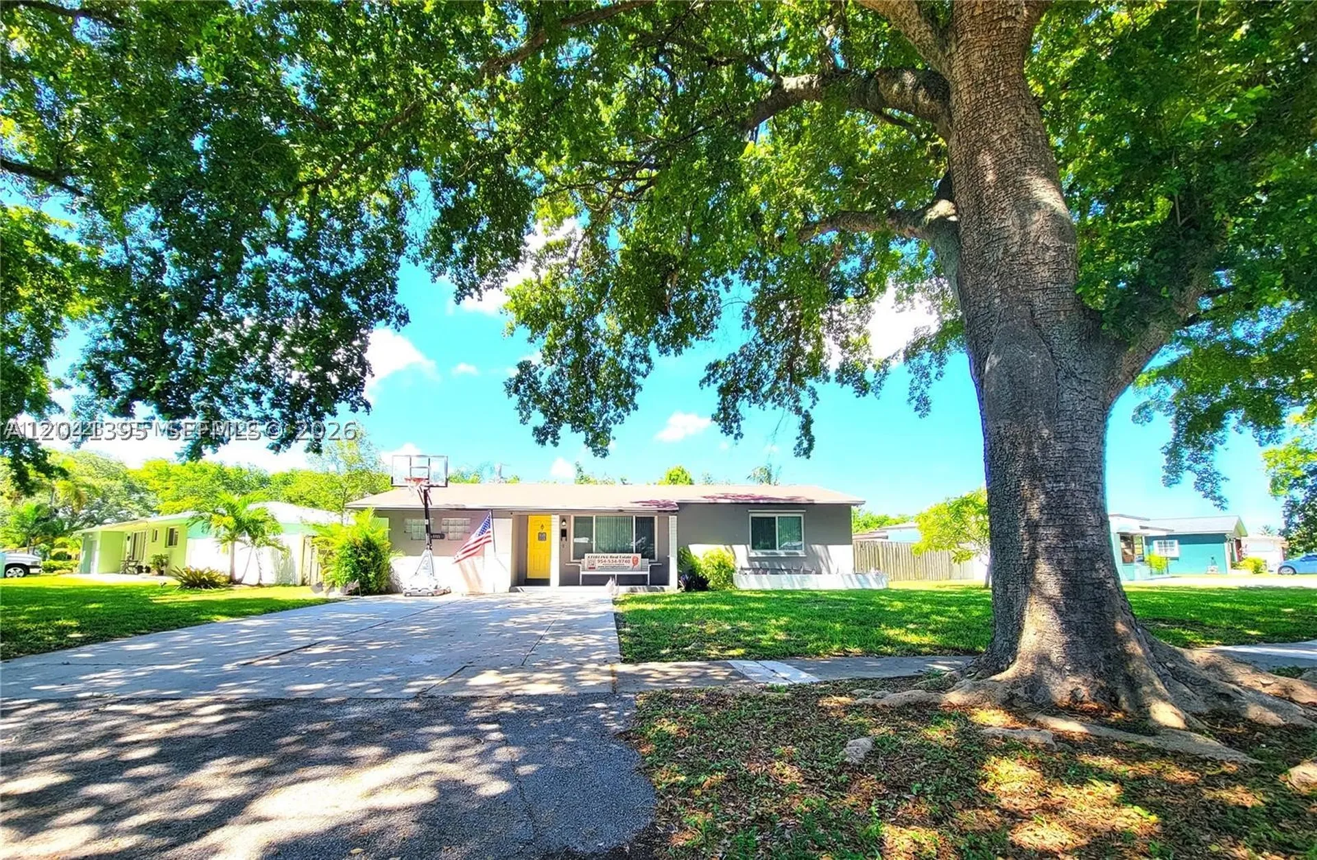 5721 Jefferson Street Hollywood FL 33023