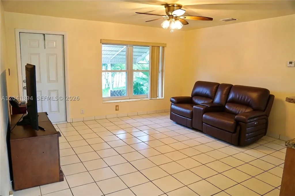 6701 Harding Street Hollywood FL 33024