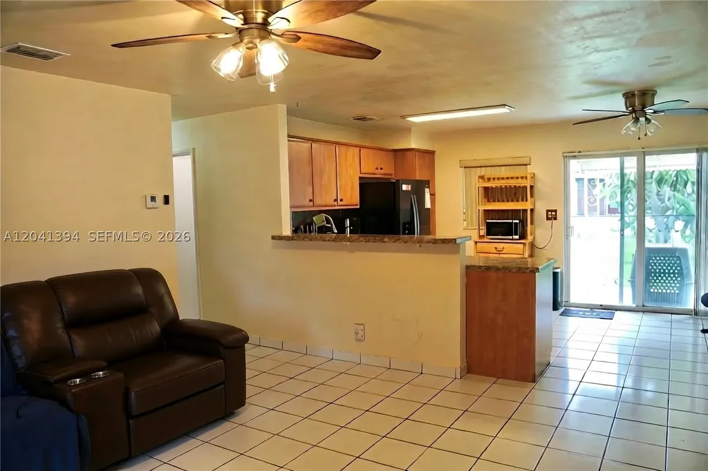 6701 Harding Street Hollywood FL 33024
