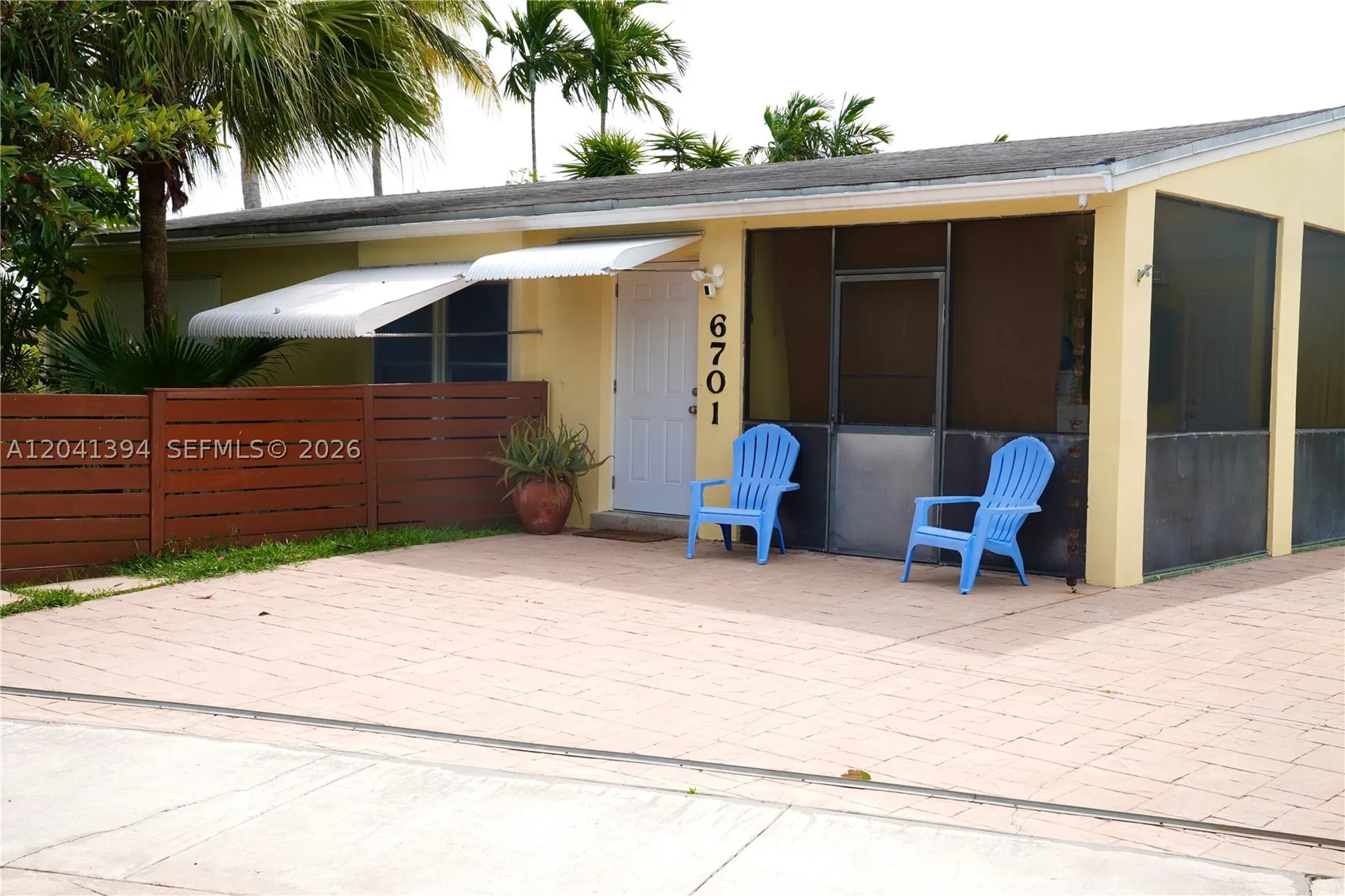 6701 Harding Street Hollywood FL 33024