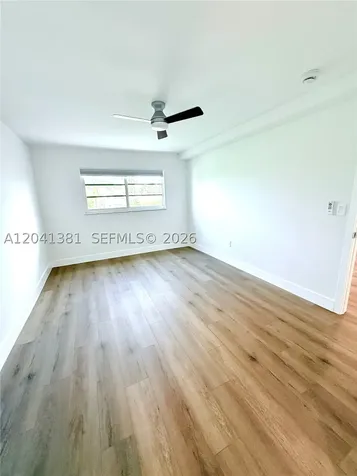 1900 Meridian Avenue Miami Beach FL 33139