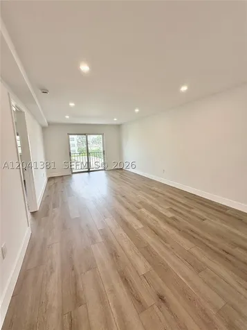1900 Meridian Avenue Miami Beach FL 33139