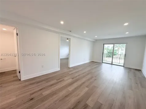 1900 Meridian Avenue Miami Beach FL 33139