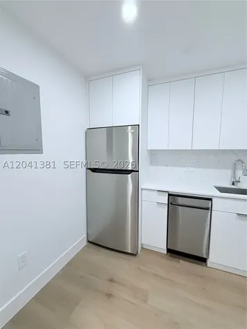1900 Meridian Avenue Miami Beach FL 33139