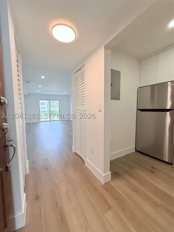 1900 Meridian Avenue Miami Beach FL 33139