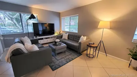 40 Wimbledon Lake Drive Plantation FL 33324