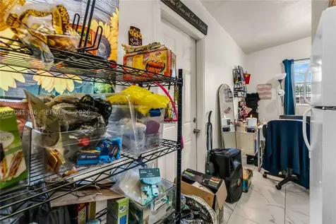 2910 NW 47th Street Miami FL 33142