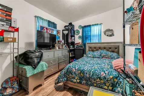 2910 NW 47th Street Miami FL 33142