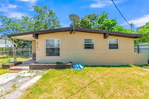 2910 NW 47th Street Miami FL 33142
