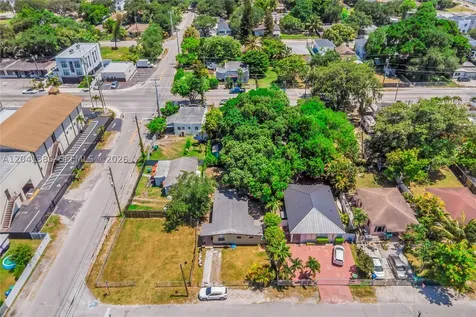 2910 NW 47th Street Miami FL 33142
