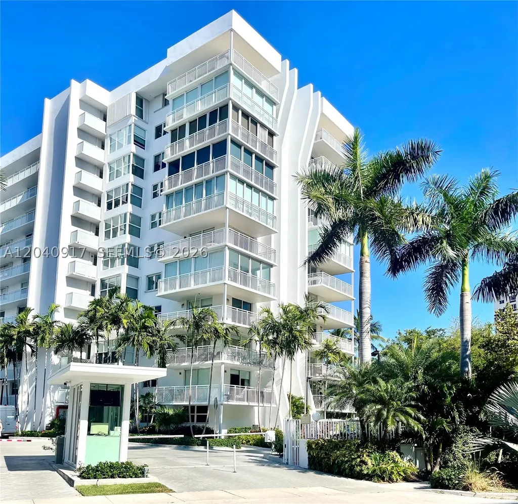 607 Ocean Drive Key Biscayne FL 33149