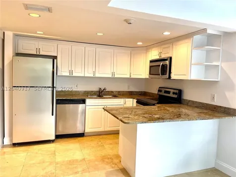 607 Ocean Drive Key Biscayne FL 33149