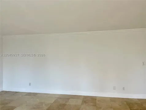 607 Ocean Drive Key Biscayne FL 33149