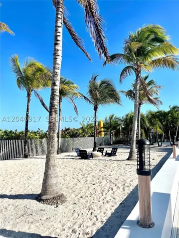 607 Ocean Drive Key Biscayne FL 33149