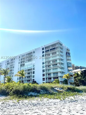 607 Ocean Drive Key Biscayne FL 33149