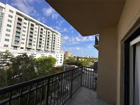 3590 Coral Way Miami FL 33145