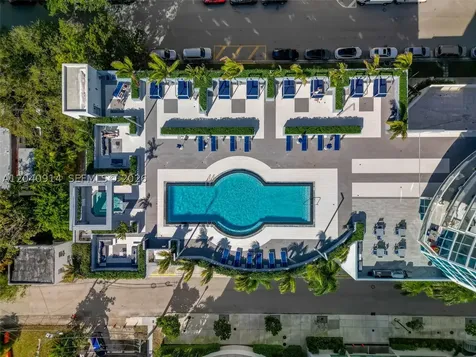 480 NE 30th Street Miami FL 33137