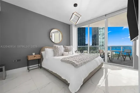 480 NE 30th Street Miami FL 33137