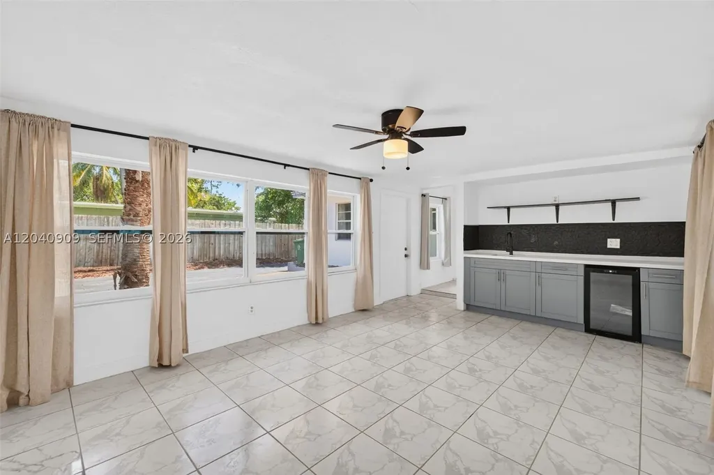 1836 SW 9th Avenue Fort Lauderdale FL 33315