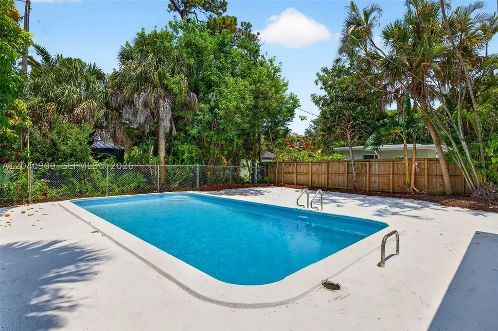1836 SW 9th Avenue Fort Lauderdale FL 33315