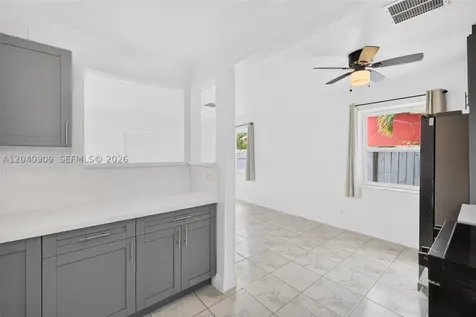 1836 SW 9th Avenue Fort Lauderdale FL 33315