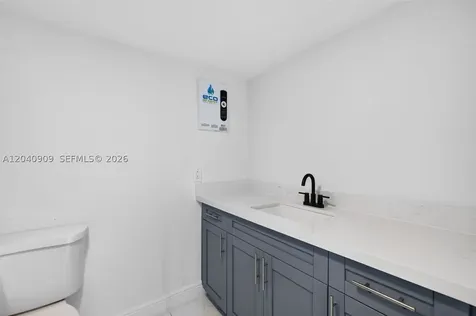 1836 SW 9th Avenue Fort Lauderdale FL 33315