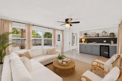 1836 SW 9th Avenue Fort Lauderdale FL 33315