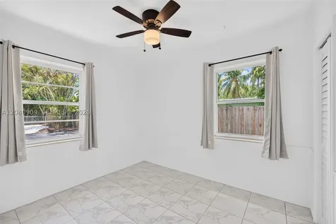1836 SW 9th Avenue Fort Lauderdale FL 33315