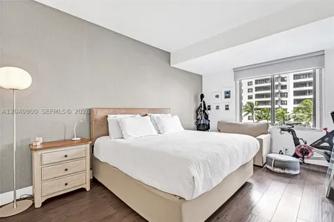 201 Crandon Boulevard Key Biscayne FL 33149