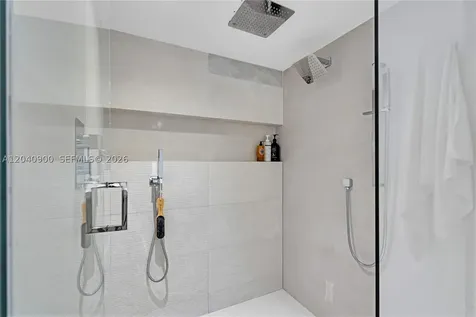 201 Crandon Boulevard Key Biscayne FL 33149