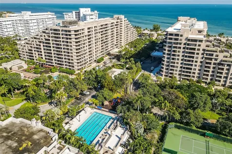 201 Crandon Boulevard Key Biscayne FL 33149