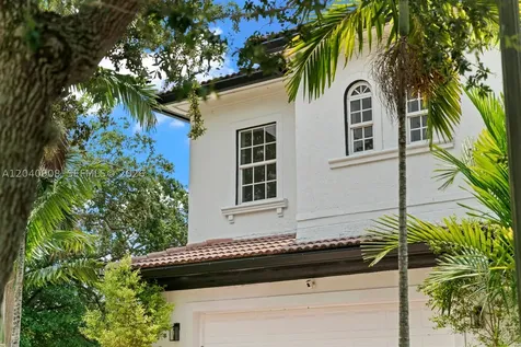 3040 SW 44th Court Dania Beach FL 33312