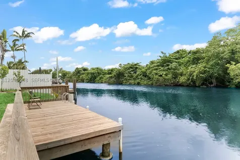 3040 SW 44th Court Dania Beach FL 33312