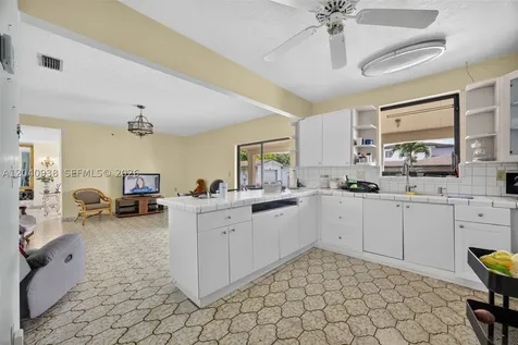 11405 SW 32nd Street Miami FL 33165