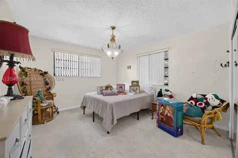 11405 SW 32nd Street Miami FL 33165