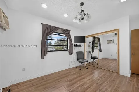 11405 SW 32nd Street Miami FL 33165