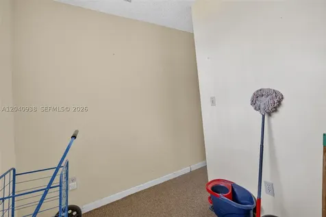 11405 SW 32nd Street Miami FL 33165