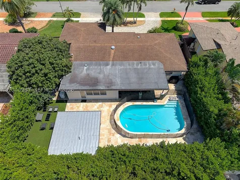 11700 NW 14th Street Pembroke Pines FL 33026
