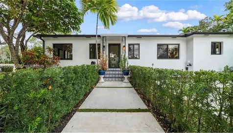 375 SW 32nd Road Miami FL 33129