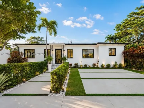 375 SW 32nd Road Miami FL 33129