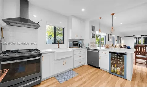 375 SW 32nd Road Miami FL 33129