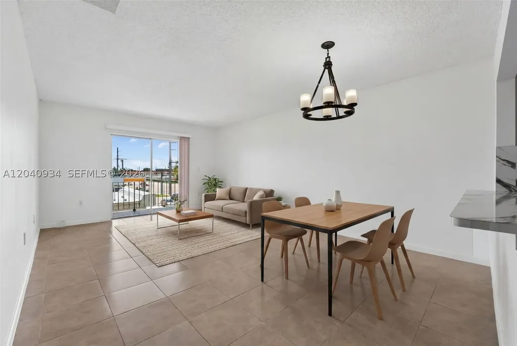 6780 W 2nd Court Hialeah FL 33012