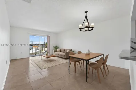 6780 W 2nd Court Hialeah FL 33012