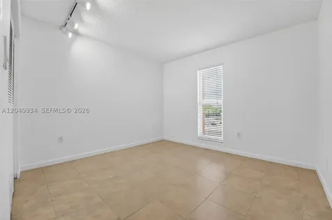 6780 W 2nd Court Hialeah FL 33012