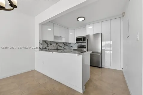 6780 W 2nd Court Hialeah FL 33012