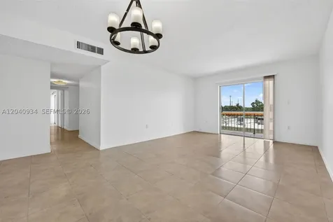 6780 W 2nd Court Hialeah FL 33012