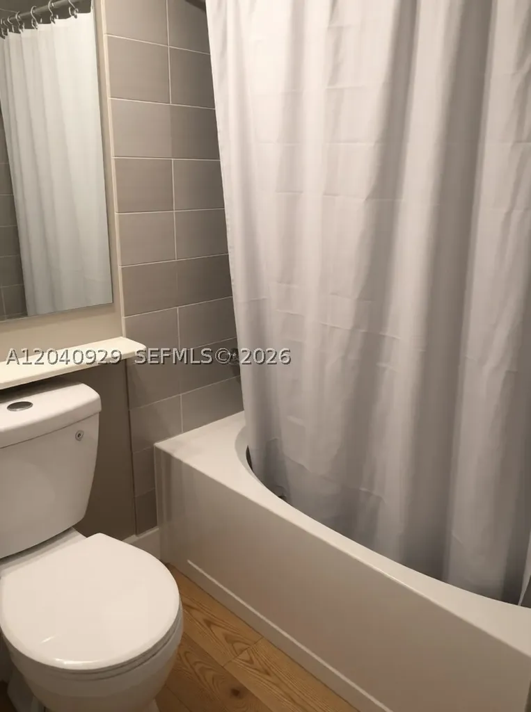 17145 N Bay Road Sunny Isles Beach FL 33160