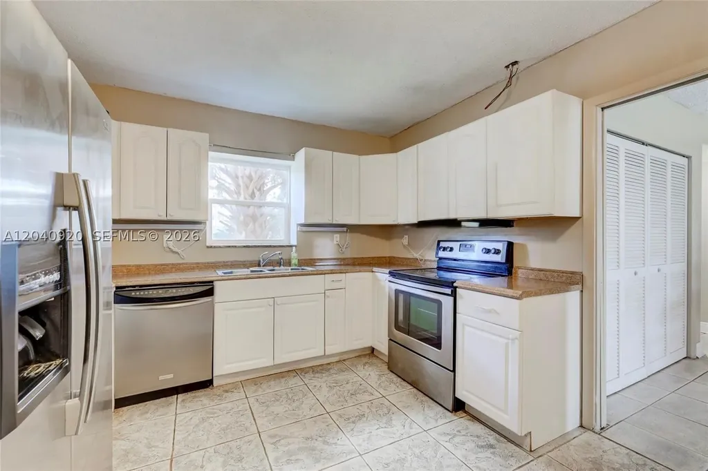 350 Sunshine Drive Coconut Creek FL 33066