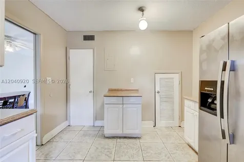 350 Sunshine Drive Coconut Creek FL 33066